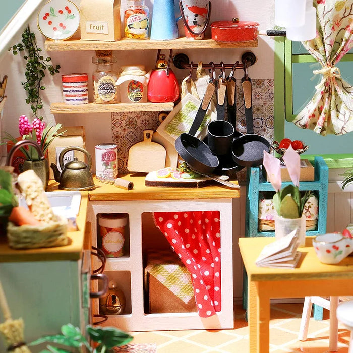 Jason's Kitchen Miniature Dollhouse Kit