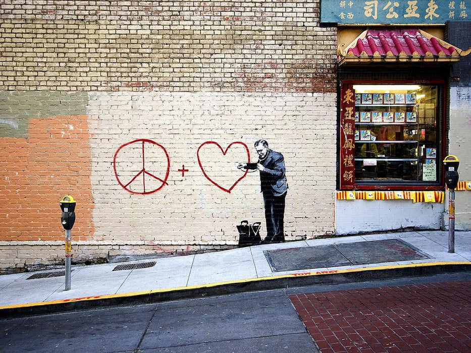Urban Art Graffiti - Peaceful Hearts Doctor - Boardlandia